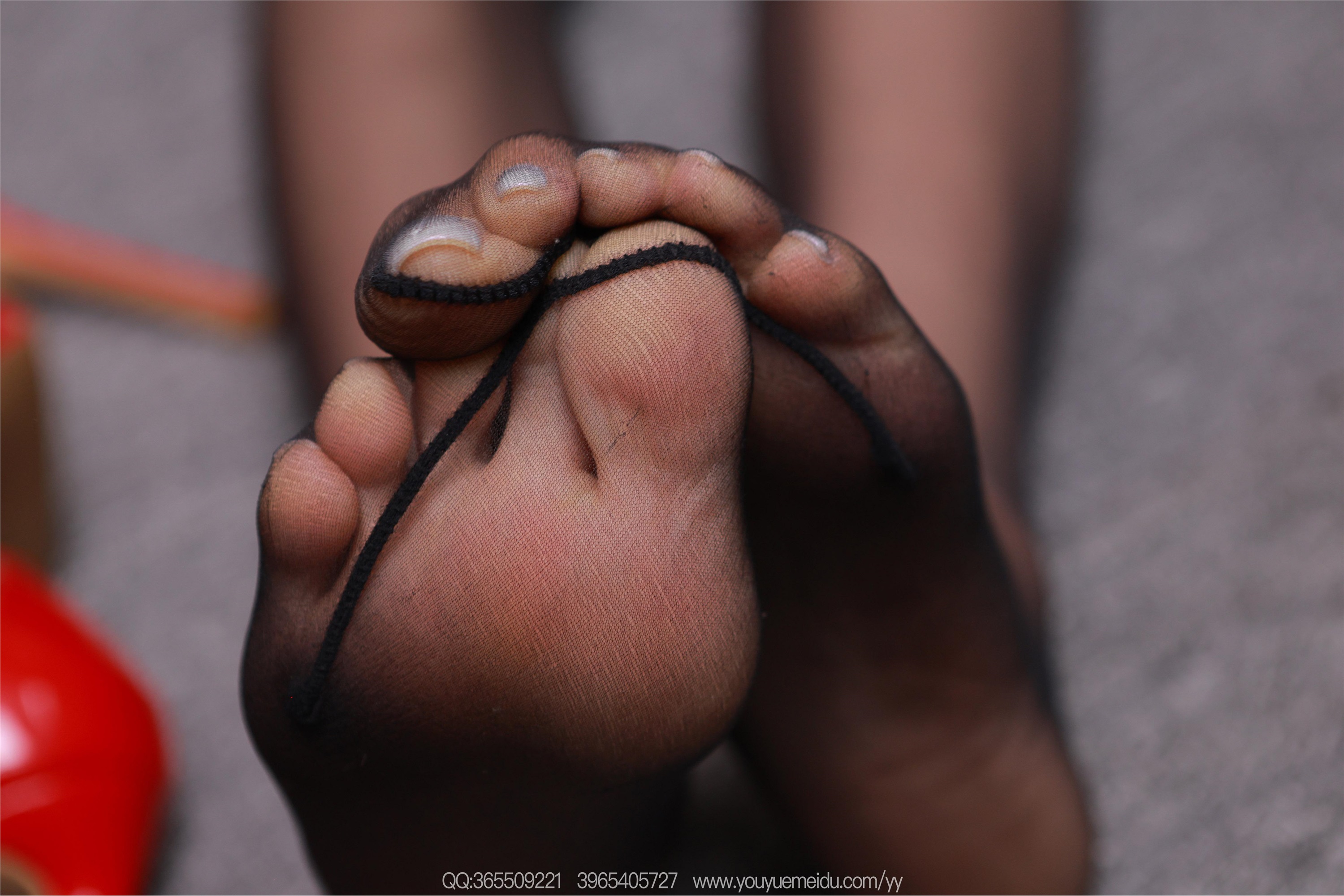 IESS异思趣向  2025.12.28 丝享家2250：美子《蓝色美甲（下）》